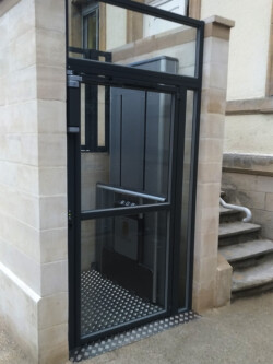 porte_mur_maçon_2