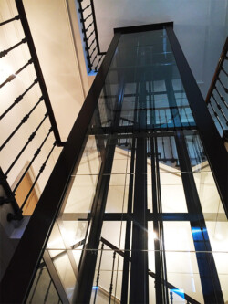 Vivalift noir escaliers 1